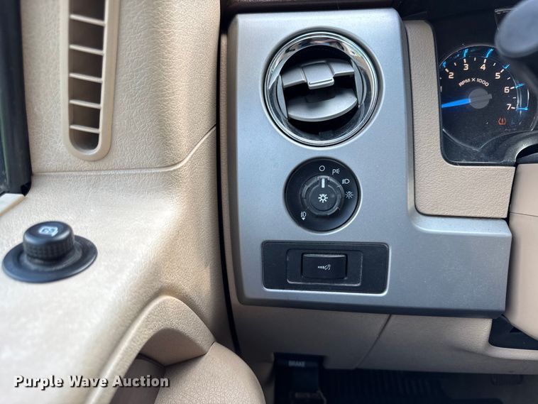 image for item EX2131 2012 Ford F150  Ext. Cab pickup truck