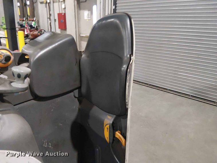 image for item EX3021 2018 Crown RC5545-40 forklift