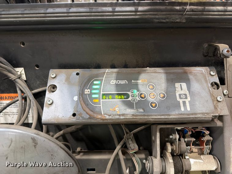 image for item EX3023 Crown SP4050-30 order picker