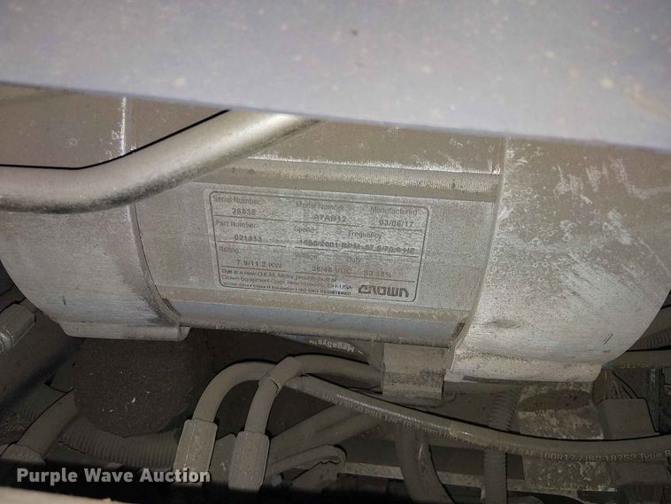 image for item EX3024 2017 Crown RC5545-40 forklift