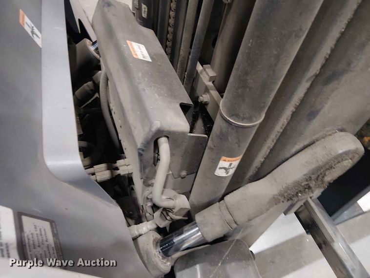 image for item EX3024 2017 Crown RC5545-40 forklift