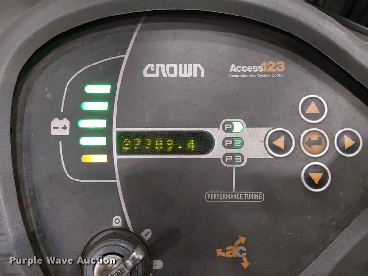 image for item EX3024 2017 Crown RC5545-40 forklift