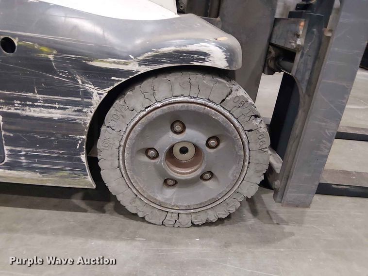image for item EX3024 2017 Crown RC5545-40 forklift