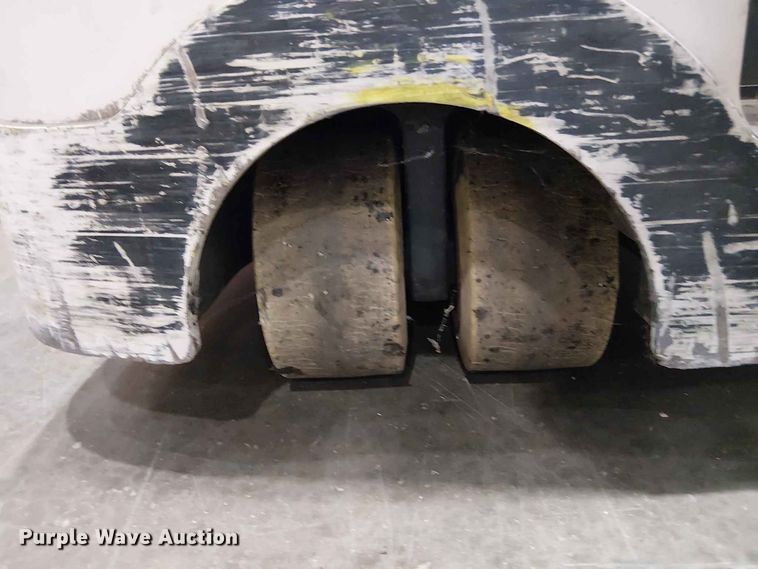 image for item EX3024 2017 Crown RC5545-40 forklift