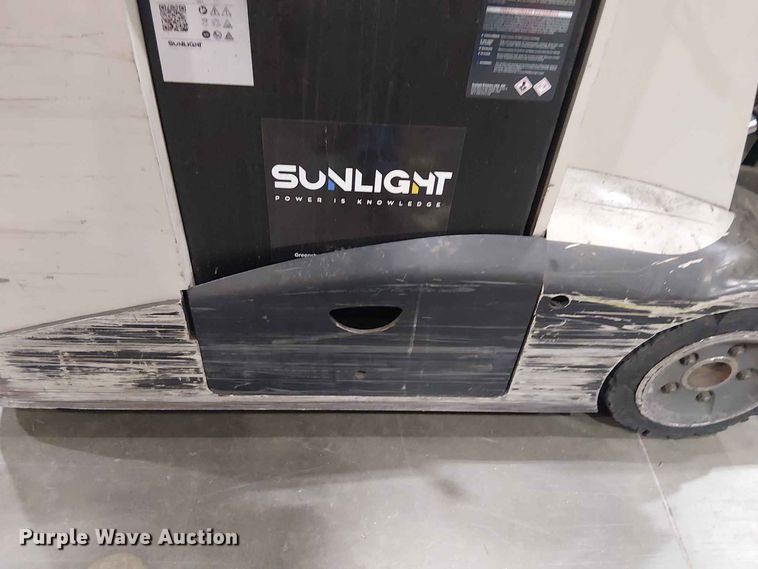 image for item EX3025 2018 Crown RC5545-40 forklift