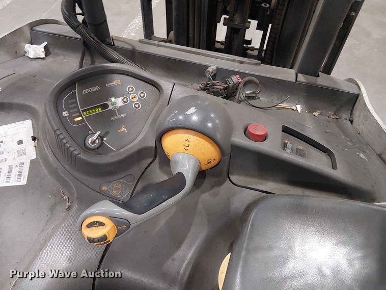 image for item EX3025 2018 Crown RC5545-40 forklift