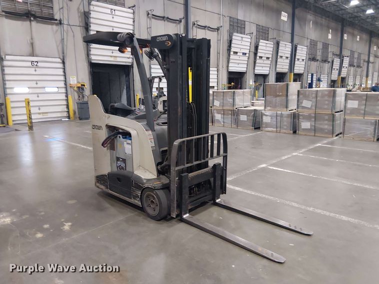 image for item EX3026 2018 Crown RC5545-40 forklift