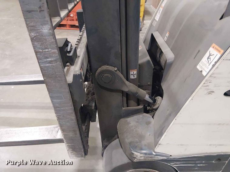 image for item EX3026 2018 Crown RC5545-40 forklift