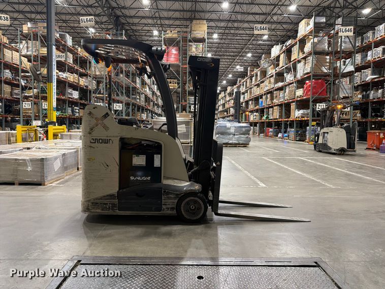 image for item EX3027 2018 Crown RC5545-40 forklift