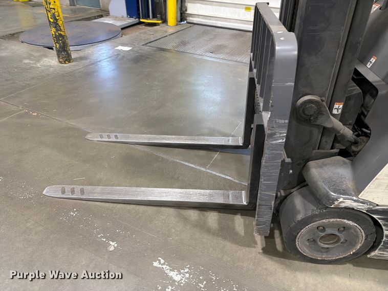 image for item EX3027 2018 Crown RC5545-40 forklift