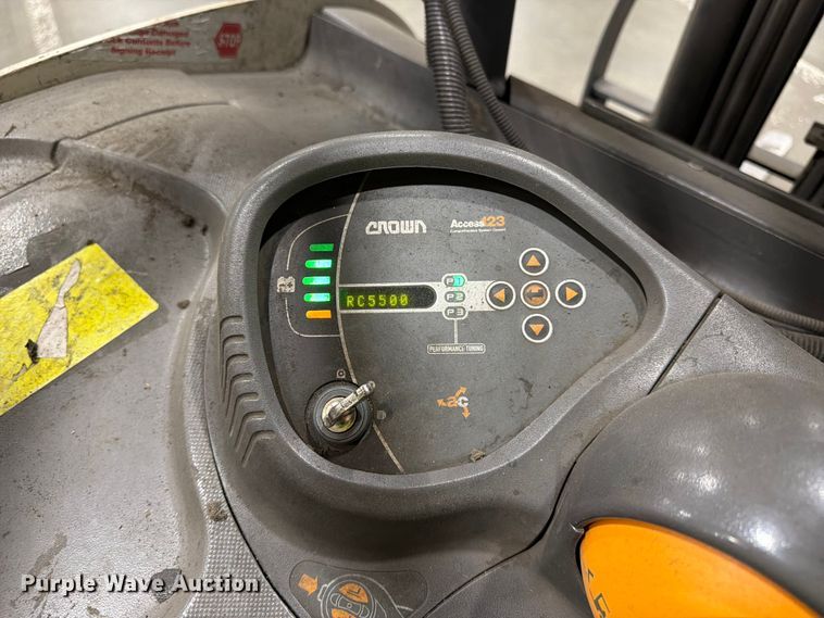 image for item EX3027 2018 Crown RC5545-40 forklift