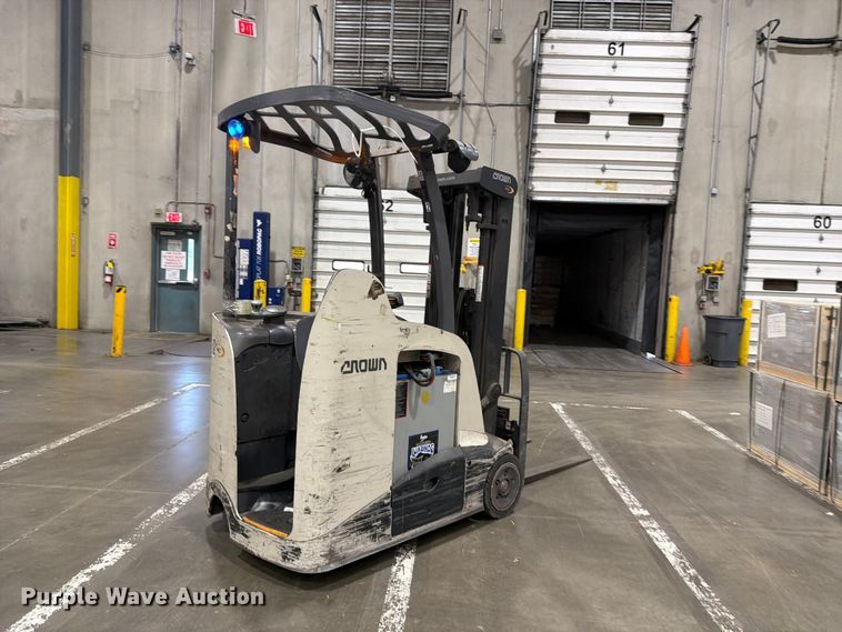 image for item EX3028 Crown RC5545 forklift