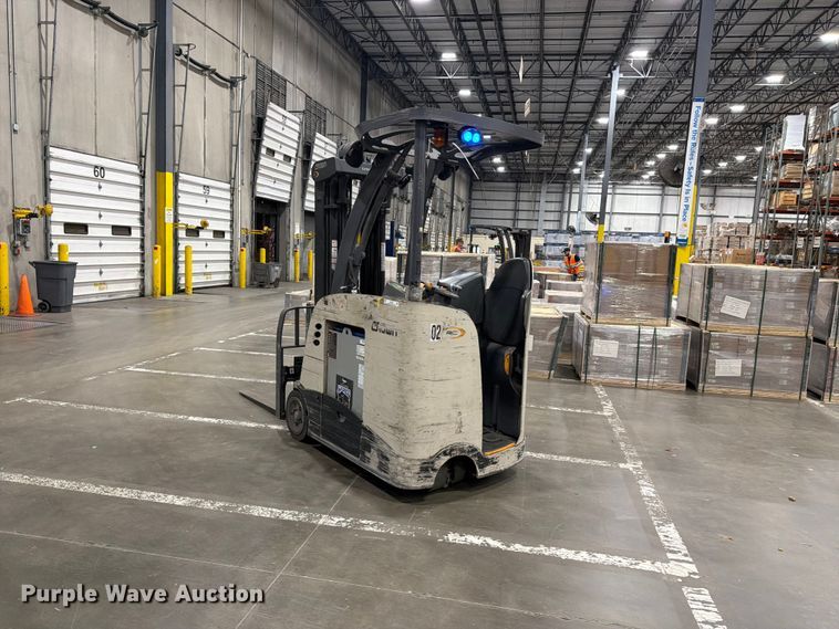 image for item EX3028 Crown RC5545 forklift