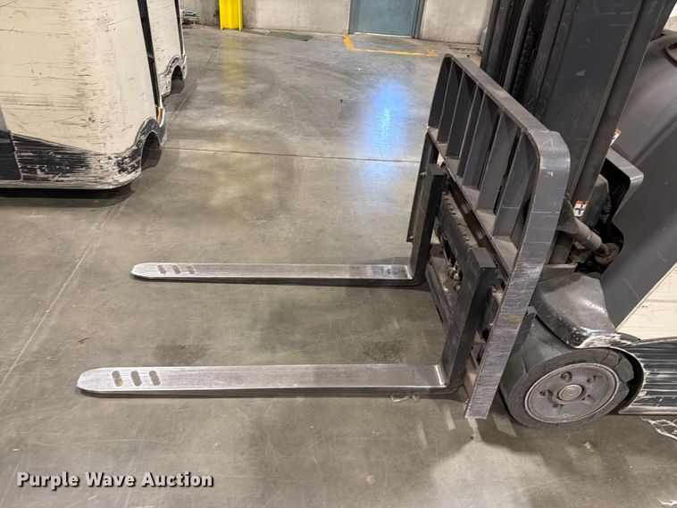 image for item EX3028 Crown RC5545 forklift