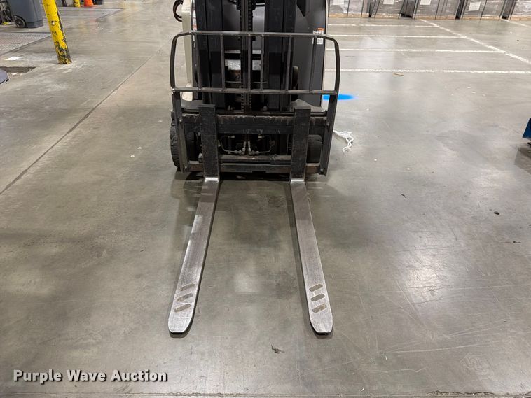 image for item EX3028 Crown RC5545 forklift