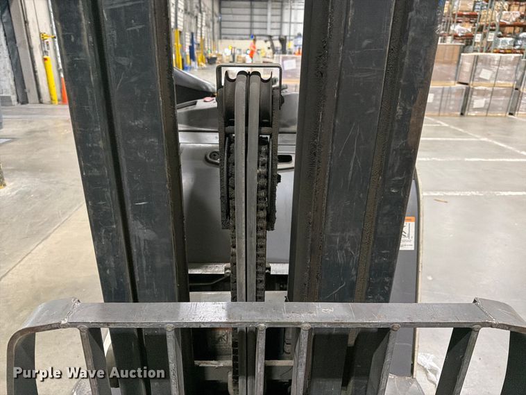 image for item EX3028 Crown RC5545 forklift