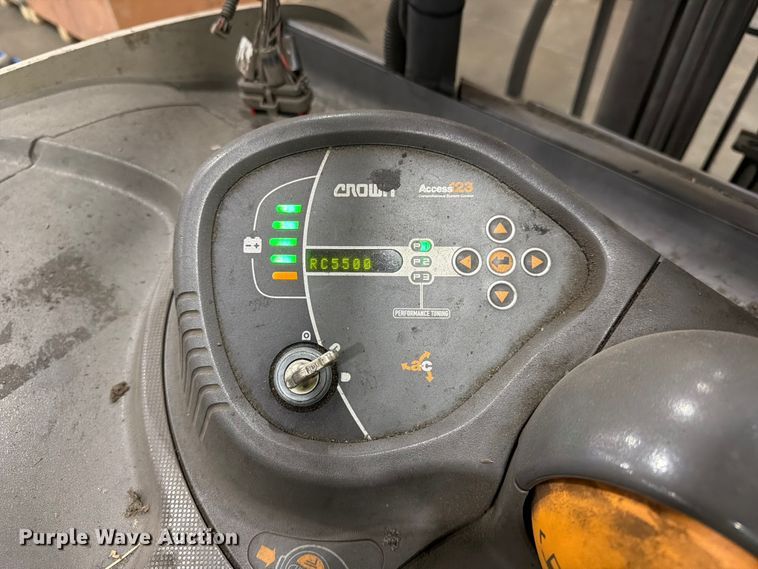 image for item EX3028 Crown RC5545 forklift