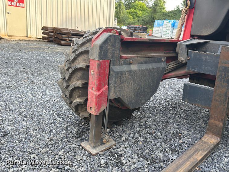 image for item EX3040 2017 Moffett M8 55.3 forklift