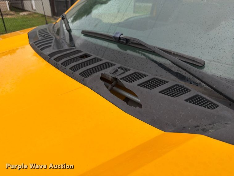 image for item EX4036 2017 Ford F350 Super Duty utility bed pickup truck