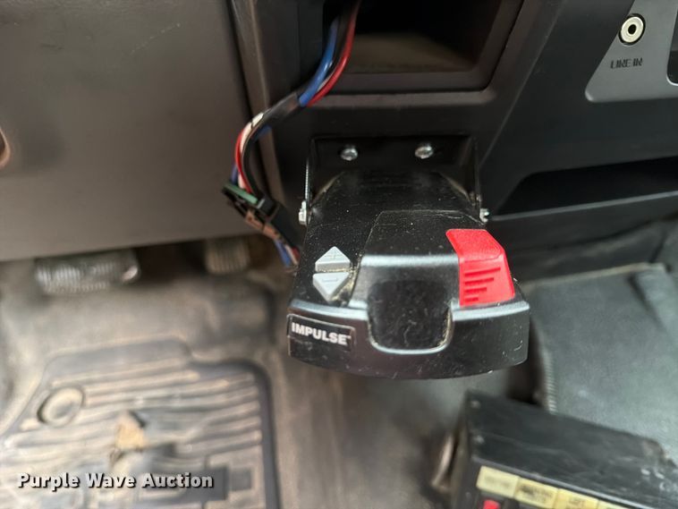image for item EX4036 2017 Ford F350 Super Duty utility bed pickup truck