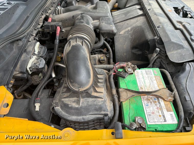 image for item EX4036 2017 Ford F350 Super Duty utility bed pickup truck