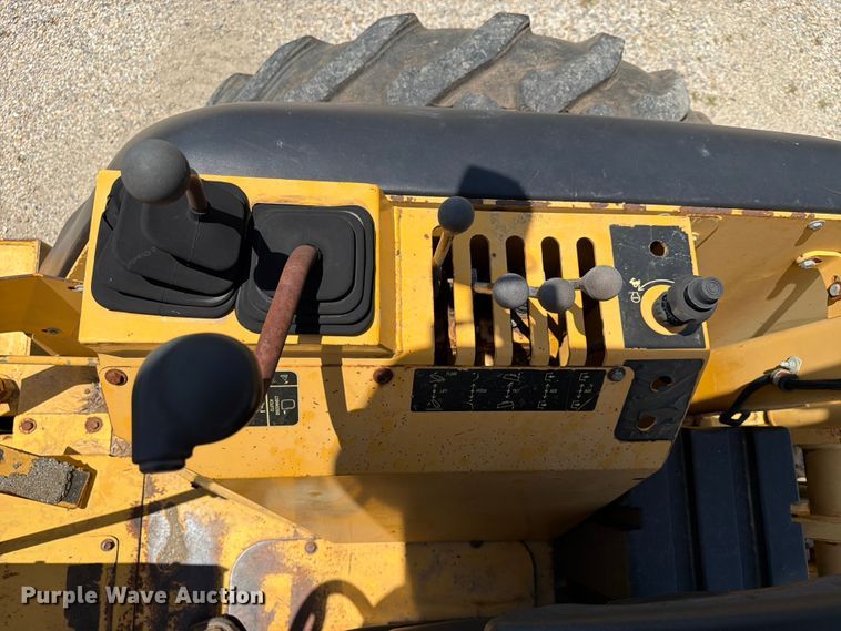 image for item EX4042 Deere 210LE 