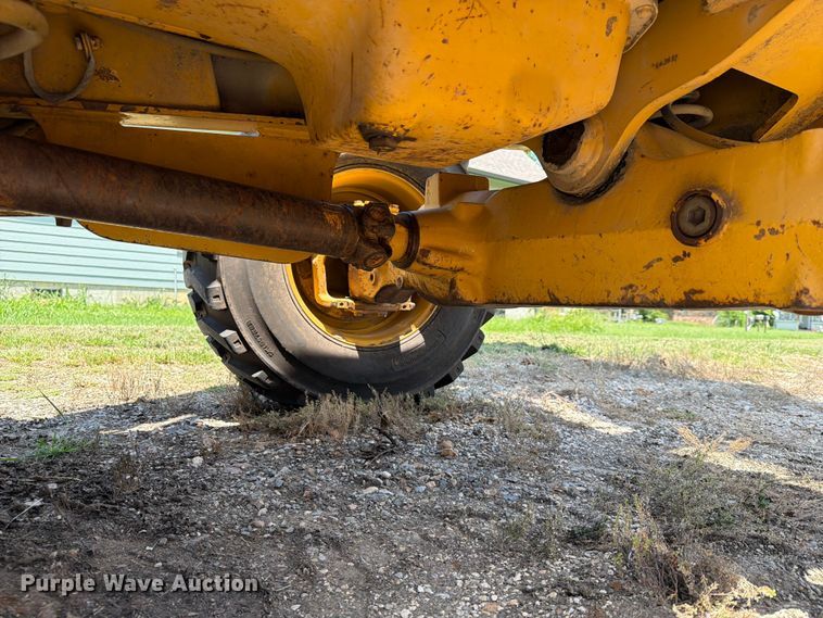image for item EX4042 Deere 210LE 