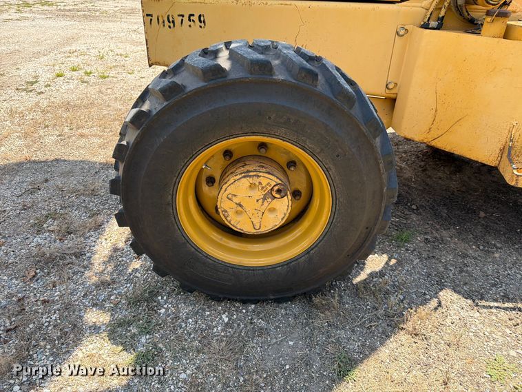image for item EX4042 Deere 210LE 