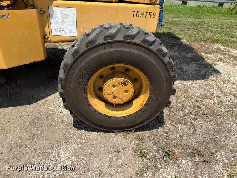 image for item EX4042 Deere 210LE 