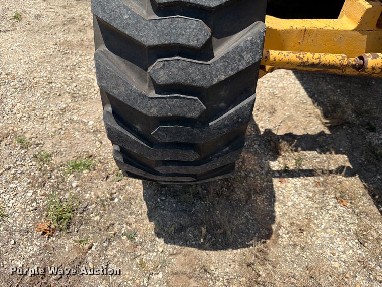 image for item EX4042 Deere 210LE 