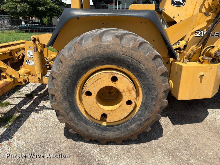 image for item EX4042 Deere 210LE 