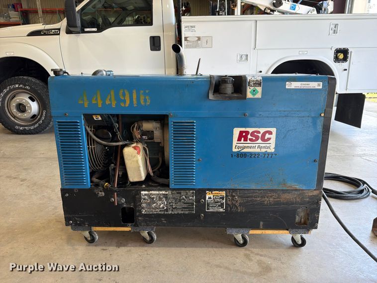 image for item EX4044 Miller Bobcat 250 D welder/generator
