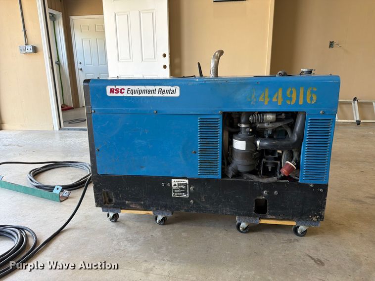 image for item EX4044 Miller Bobcat 250 D welder/generator