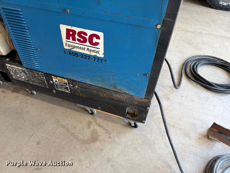 image for item EX4044 Miller Bobcat 250 D welder/generator