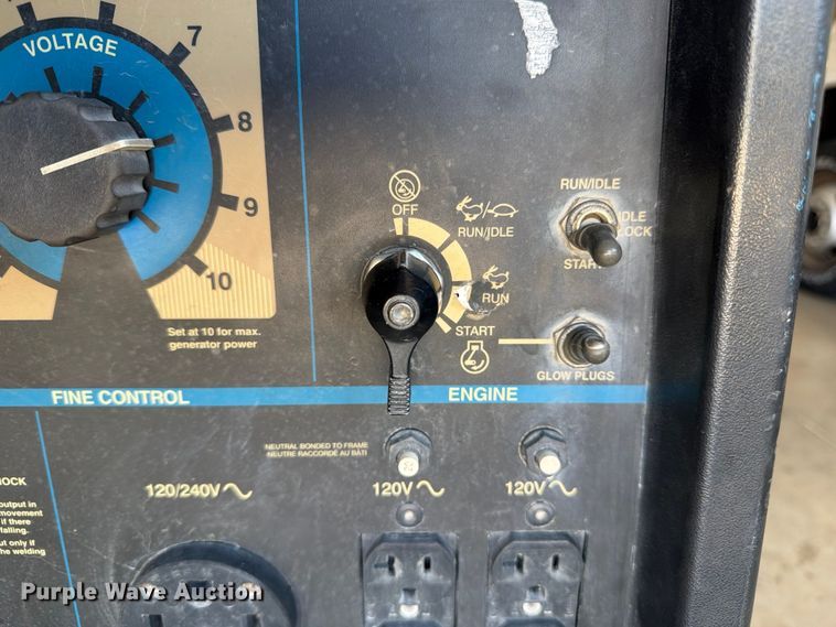 image for item EX4044 Miller Bobcat 250 D welder/generator