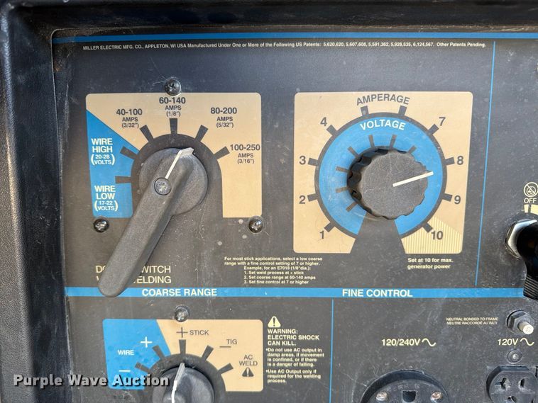 image for item EX4044 Miller Bobcat 250 D welder/generator
