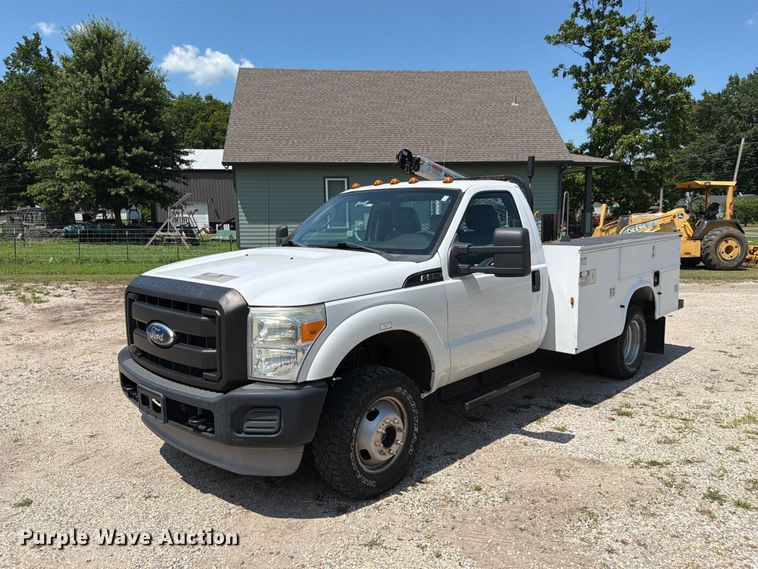 image for item EX4045 2011 Ford F350 Super Duty utility bed pickup truck