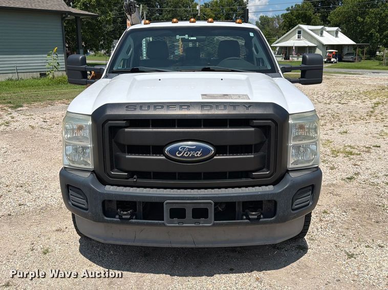 image for item EX4045 2011 Ford F350 Super Duty utility bed pickup truck