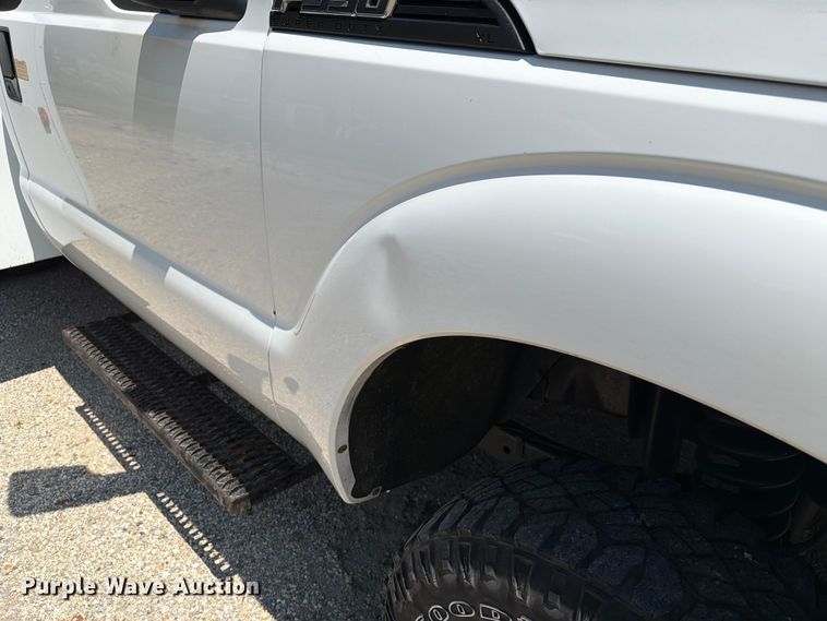image for item EX4045 2011 Ford F350 Super Duty utility bed pickup truck