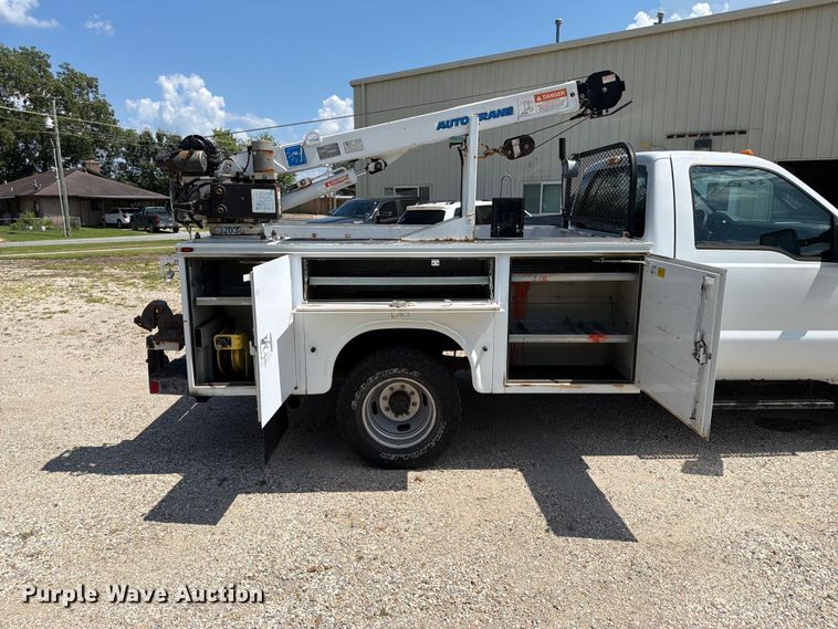 image for item EX4045 2011 Ford F350 Super Duty utility bed pickup truck