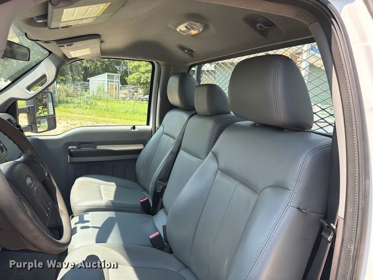 image for item EX4045 2011 Ford F350 Super Duty utility bed pickup truck