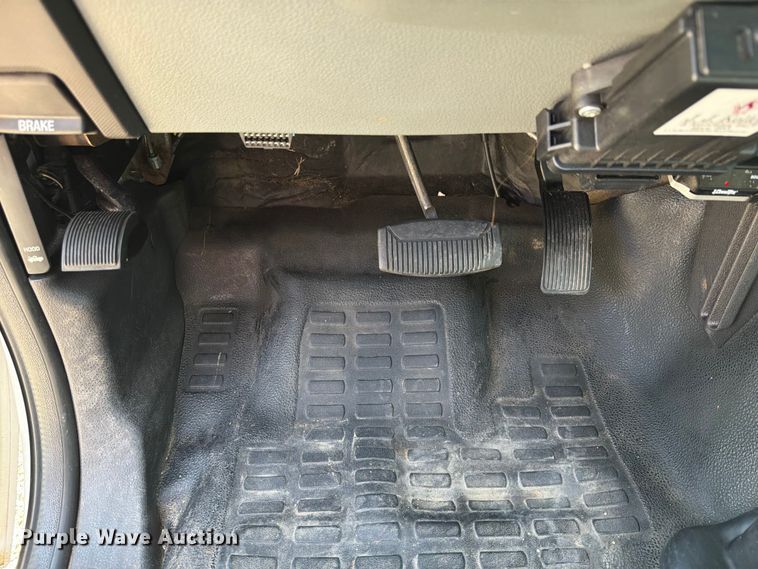 image for item EX4045 2011 Ford F350 Super Duty utility bed pickup truck