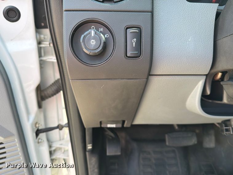 image for item EX4045 2011 Ford F350 Super Duty utility bed pickup truck