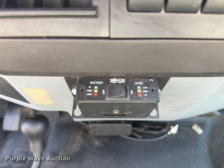 image for item EX4045 2011 Ford F350 Super Duty utility bed pickup truck