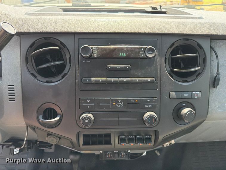 image for item EX4045 2011 Ford F350 Super Duty utility bed pickup truck