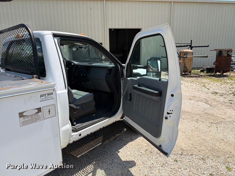 image for item EX4045 2011 Ford F350 Super Duty utility bed pickup truck