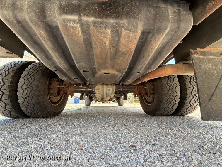 image for item EX4045 2011 Ford F350 Super Duty utility bed pickup truck