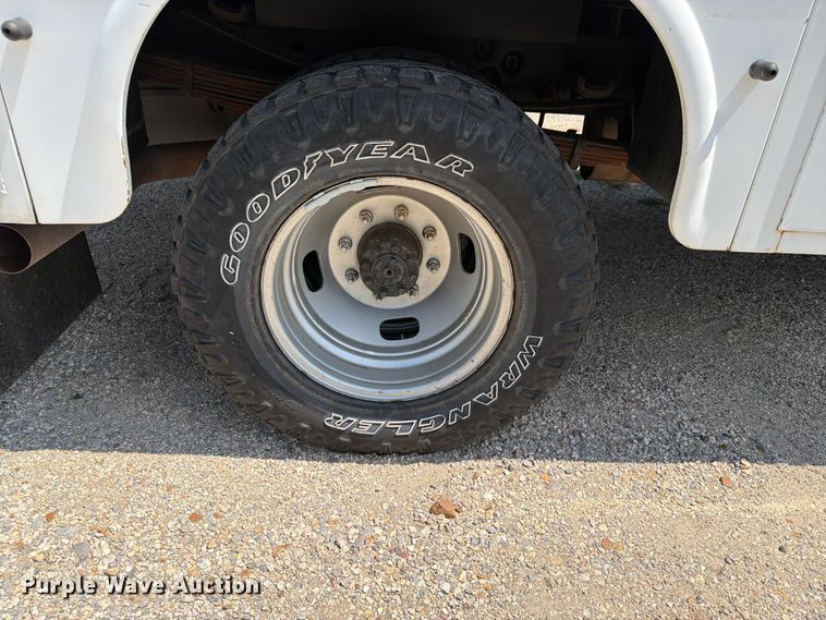 image for item EX4045 2011 Ford F350 Super Duty utility bed pickup truck