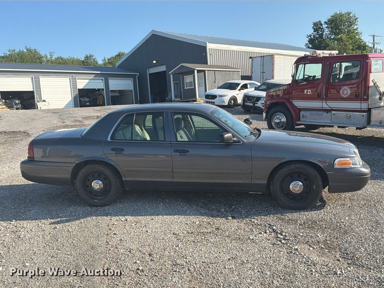 image for item EX4046 2007 Ford Crown Victoria Police Interceptor 