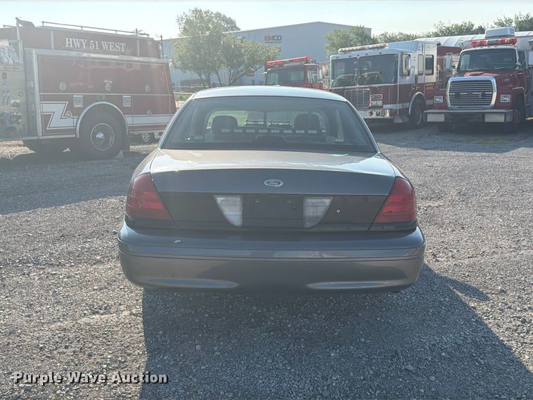 image for item EX4046 2007 Ford Crown Victoria Police Interceptor 